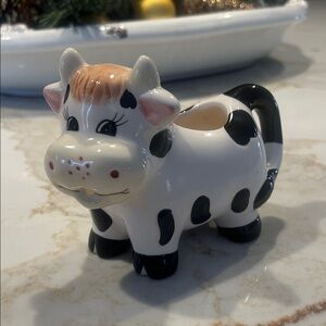 Ceramic Cow Creamer - Black and White